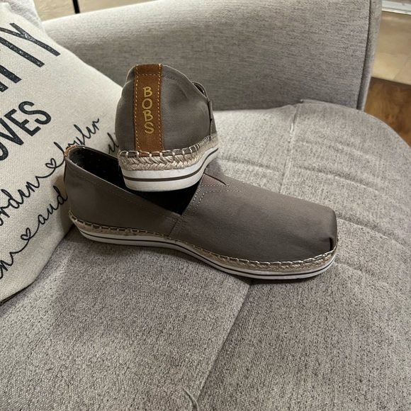 Bobs - Picture 2 of 2